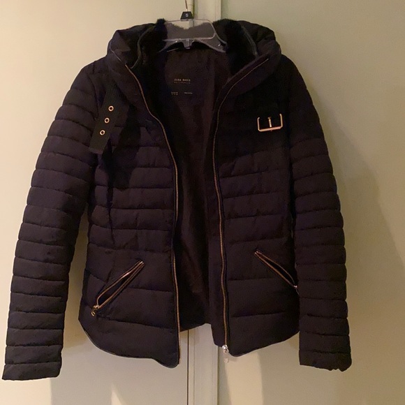 Zara Jackets & Blazers - Zara puffer coat with hidden hood
